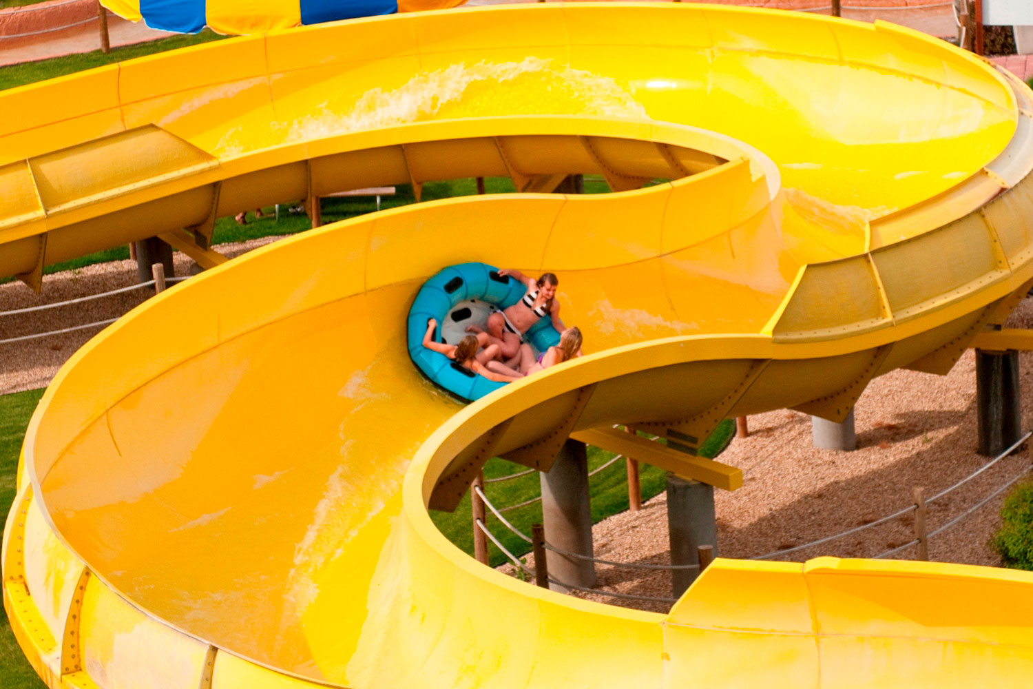 Mammoth Canyon Family Raft Ride Riders